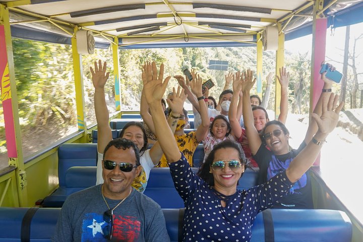 Bombinhas with Safari - Meet 7 Beaches of the Enchanted Peninsula