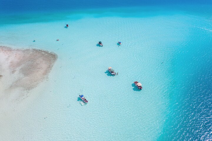 Bacalar Boat Tour and Visit to Cenotes