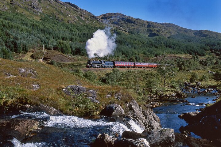 Glenfinnan Viaduct, Glencoe and Loch Shiel Tour from Glasgow