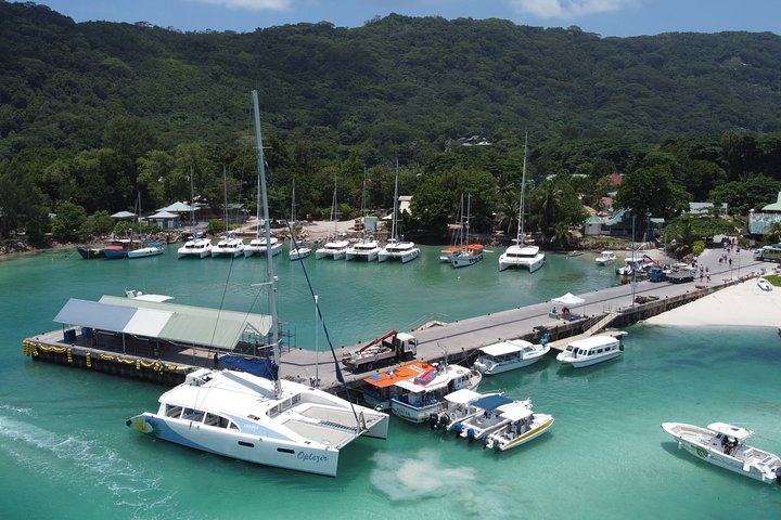 Cat Rose Praslin Island and La Digue Island Fast Ferry