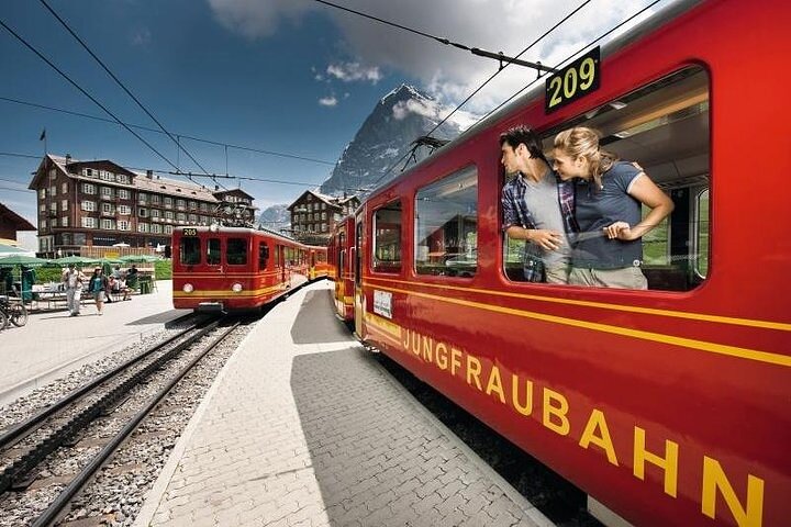 Jungfraujoch Day Trip from Zurich: Swiss Alps & Bernese Oberland