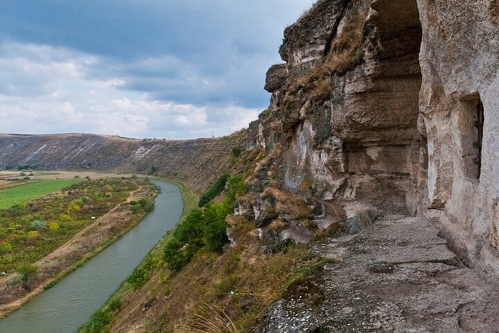 Half-Day Private Guided Tour of Orheiul Vechi and a Farmhouse