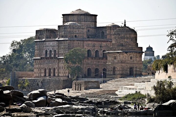 Rafting Adventure On River Betwa From Orchha - Boat Sharing Basis