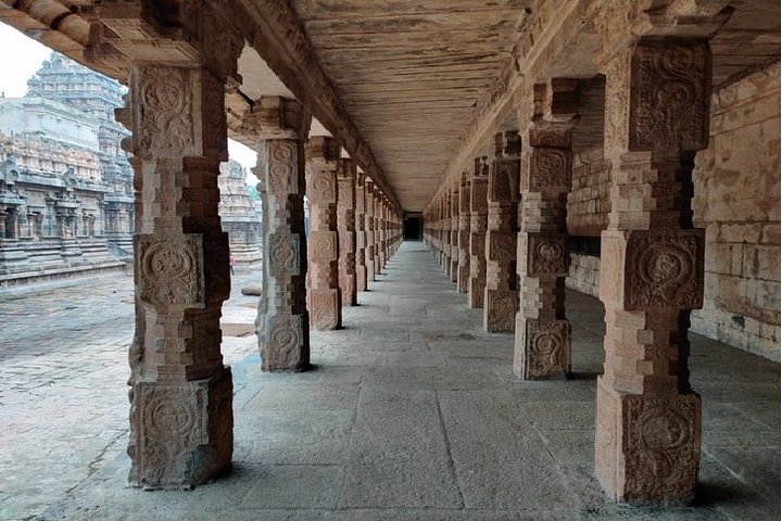Explore Navagraha Temples Of The Sun, Moon, Venus & Rahu With Lunch
