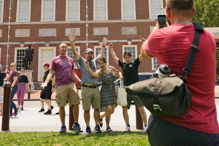 Philadelphia Old City Historic Walking Tour with 10+ Top Sites
