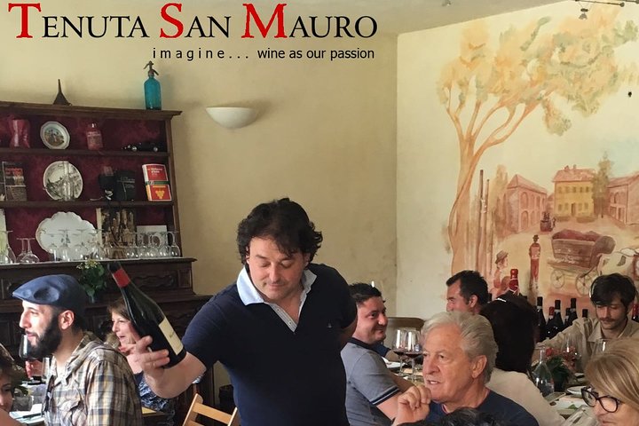 Classic Private Wine Tasting in Castagnole delle Lanze