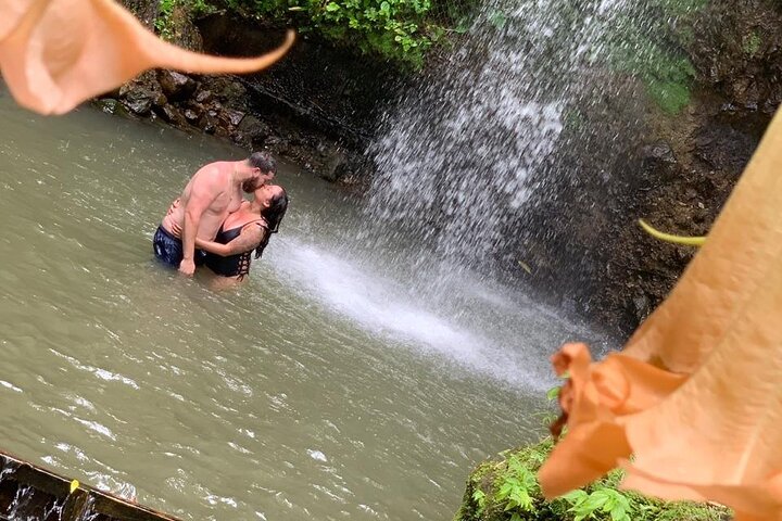 Private St Lucia Shore Tour: Mud Bath Volcano, Pitons & Falls