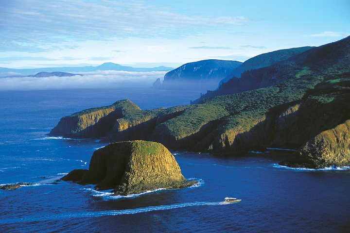 Bruny Island Wilderness Cruise from Adventure Bay, Bruny Island