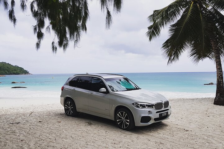 Taxi Services & Transfers on Praslin Island
