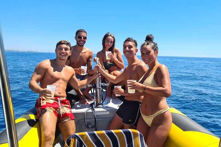 Blue cave & Hvar, 5 islands speed boat tour, luxuy seats in shade