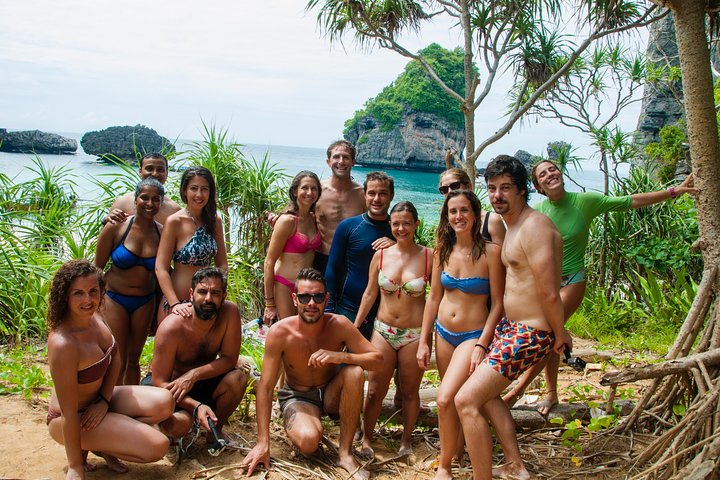 Full-Day Phi Phi Islands Tour with Lunch from Krabi
