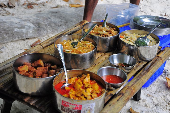Full-Day Phi Phi Islands Tour with Lunch from Krabi