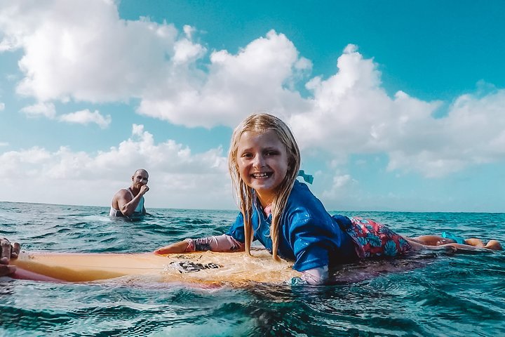 Initiation / Beginner surf lessons in Guadeloupe