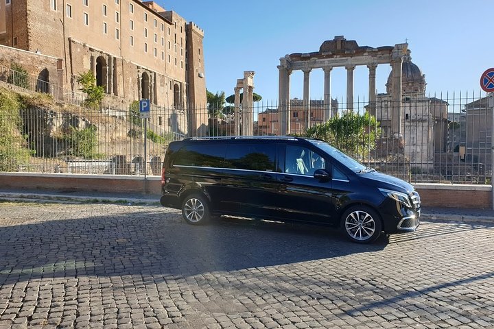 Civitavecchia Private Transfer: From the Port to Rome Airport