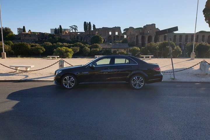 Civitavecchia Private Transfer: From the Port to Rome Airport