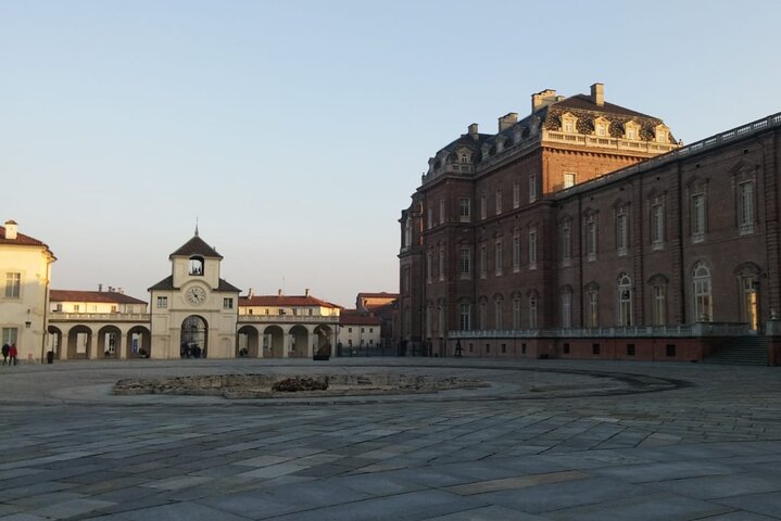 Turin: Reggia of Venaria guided experience