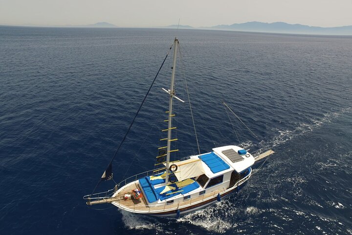 Bodrum Private Luxury Gulet Cruise – Swim, Lunch, Hidden Bays