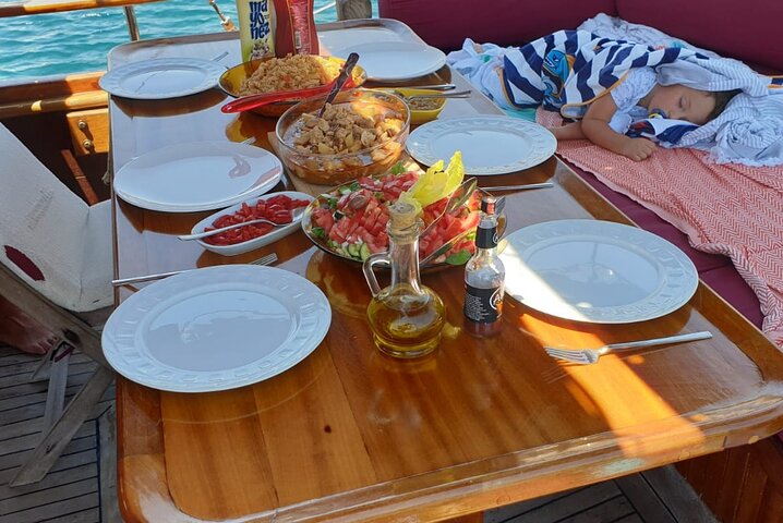 Bodrum Private Luxury Gulet Cruise – Swim, Lunch, Hidden Bays