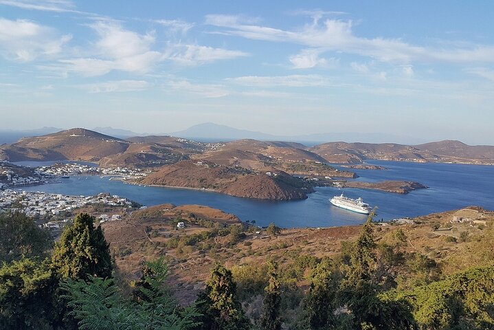 Guided Tour Patmos, Grotto of Apocalypses & Saint John Monastery