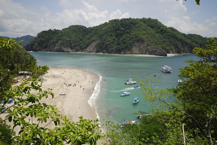 Full Day Tour to Tortuga Island from San José