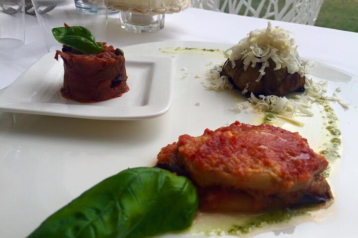 Sea View Sicilian Cooking Class & Taormina Market with Chef Mimmo
