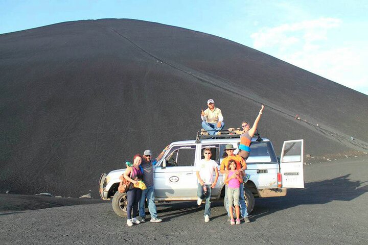 Cerro Negro and Volcano Sand Boarding from León