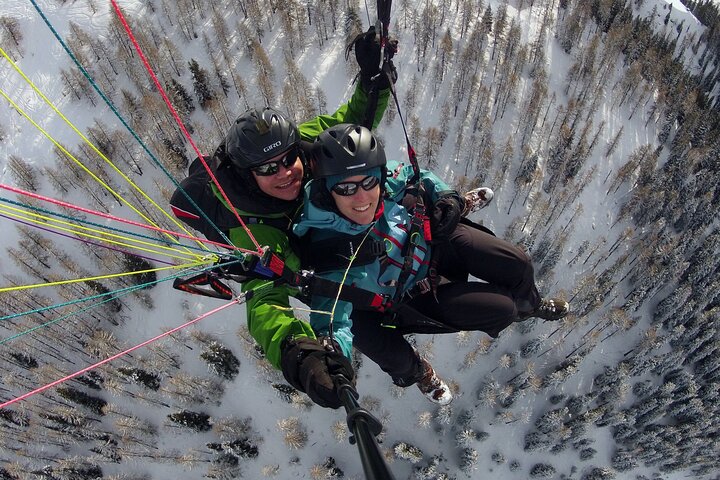 Paragliding Davos Early Bird (Video & Photos Included)
