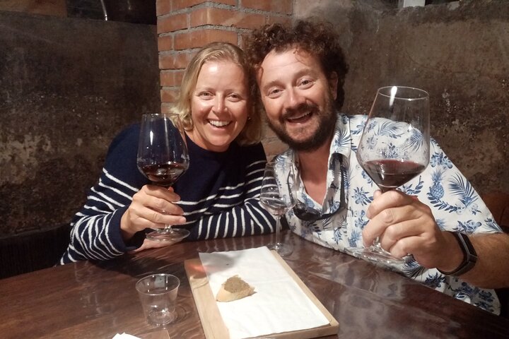 Private 6-Hour Tour of Three Etna Wineries with food&wine tasting