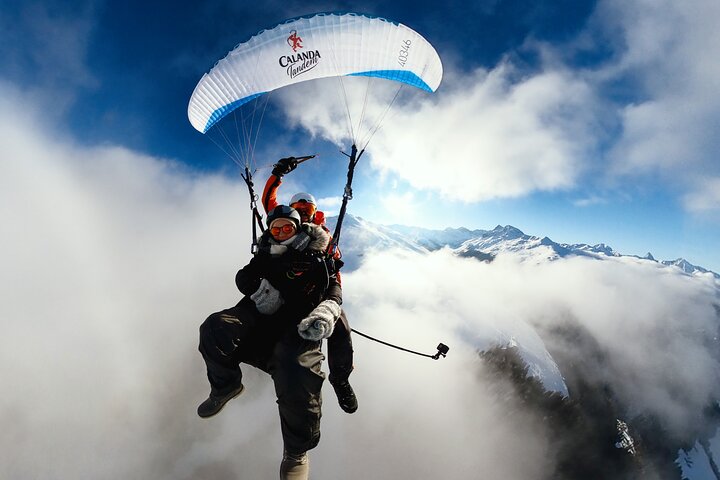 Paragliding Davos Early Bird (Video & Photos Included)