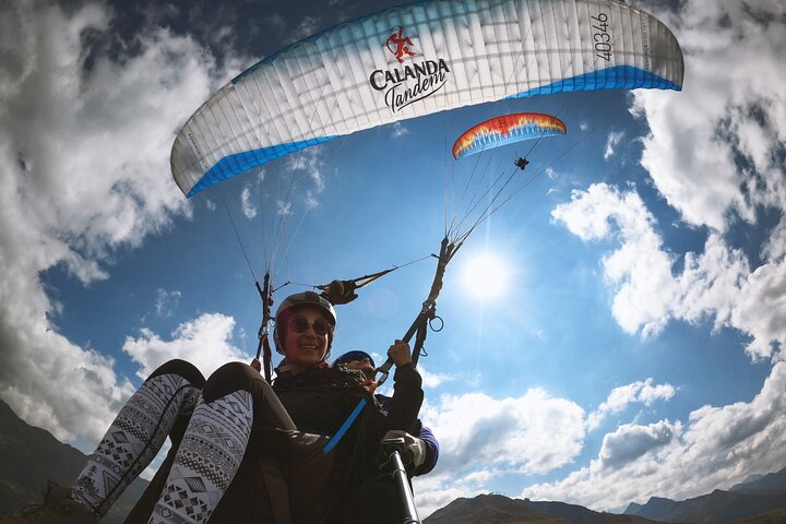 DAVOS: Paragliding For 2 Passengers - Together In The Air! (Video&Photos Incl.)