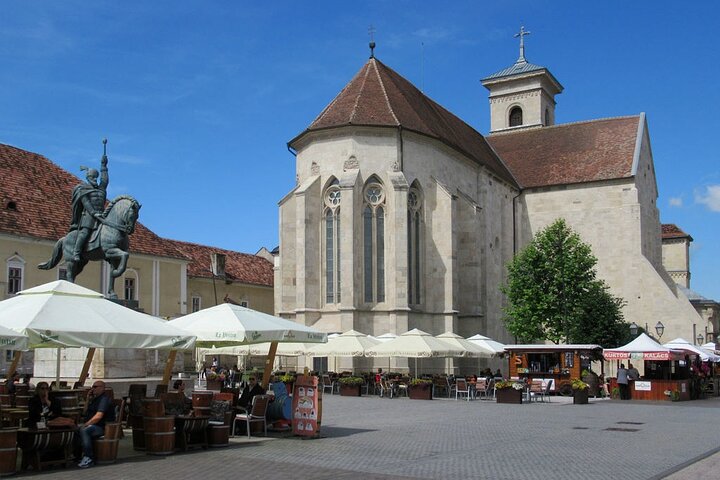 Tour to Corvin Castle in Hunedoara & Alba Iulia