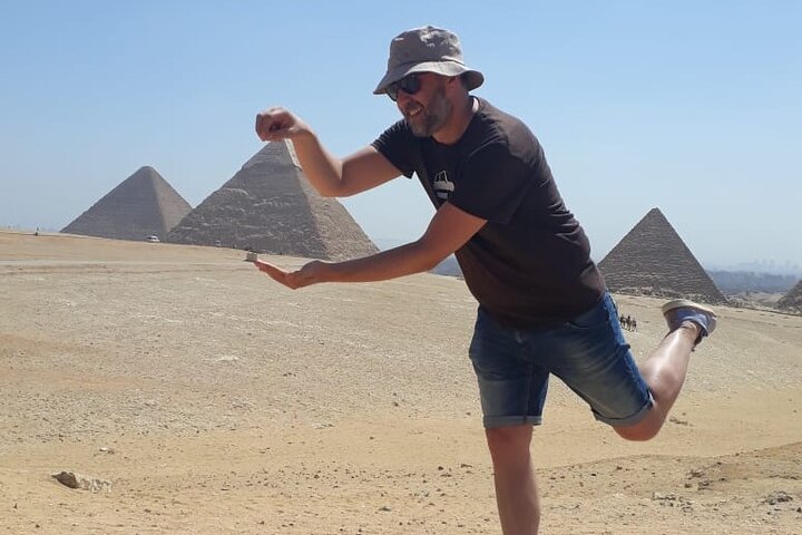 Cairo 8 Hour Private Tour of Pyramids & Grand Egyptian Museum