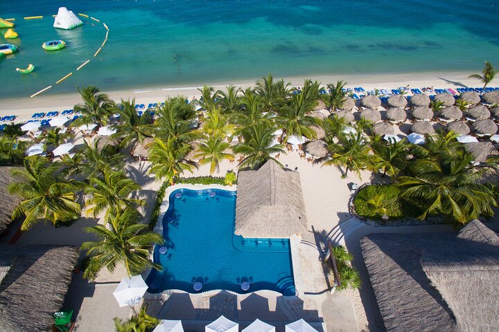 Mr. Sanchos Beach Club All-Inclusive Day Pass