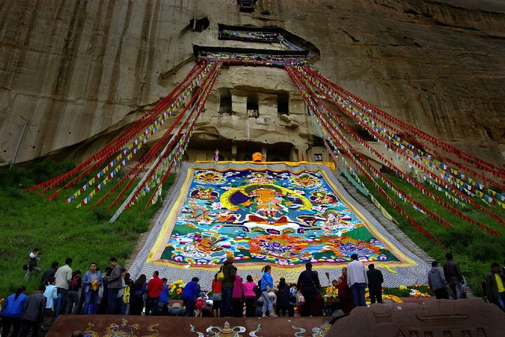 5 Days Silk Road Tour of Dunhuang Mogao Grottoes & Zhangye Danxia Landscape