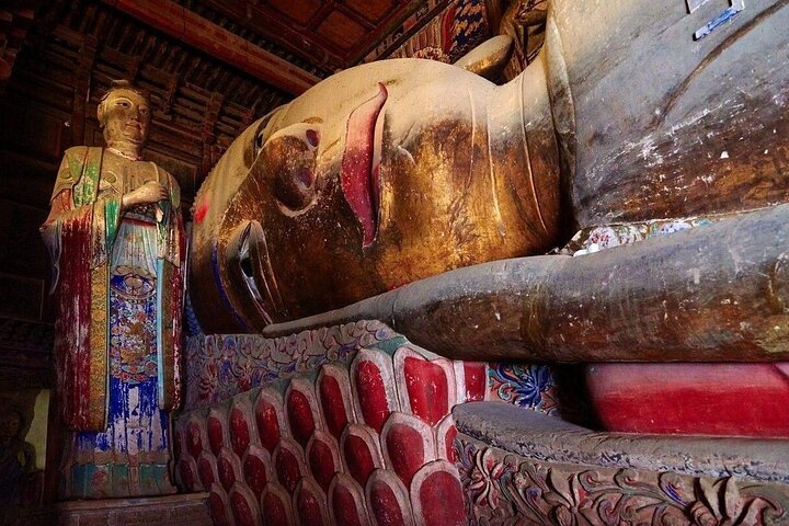 5 Days Silk Road Tour of Dunhuang Mogao Grottoes & Zhangye Danxia Landscape