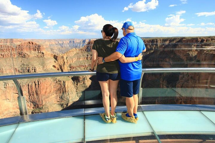 Grand Canyon West, Hoover Dam Stop, Breakfast, Lunch & Skywalk