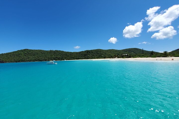 Culebra Snorkel and Beach Day with Lunch and Drinks