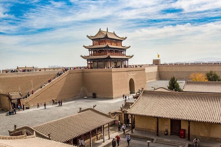 13 Days Silk Road Group Tour: Xinjiang, Gansu, Qinghai