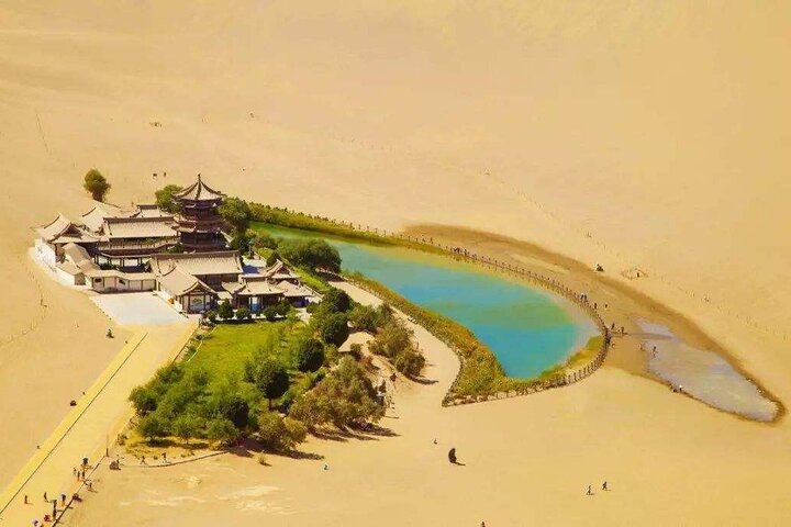 13 Days Silk Road Group Tour: Xinjiang, Gansu, Qinghai