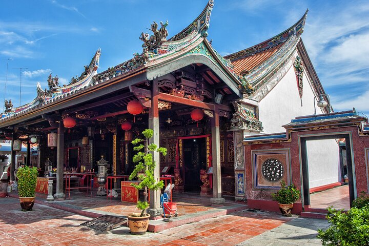 Malacca Historical and Heritage Tour with Professional Tour Guide