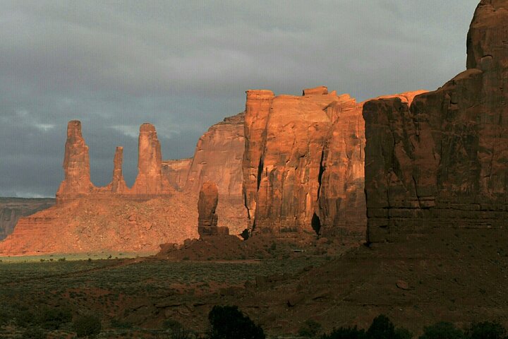 2.5 Hours of Monument Valley's Backcountry 4×4 Tour