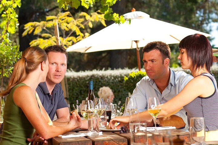 Waipara Wine Tour from Christchurch - including Lunch & Tastings