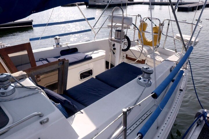 2.5-hour Guided Sailboat Tour