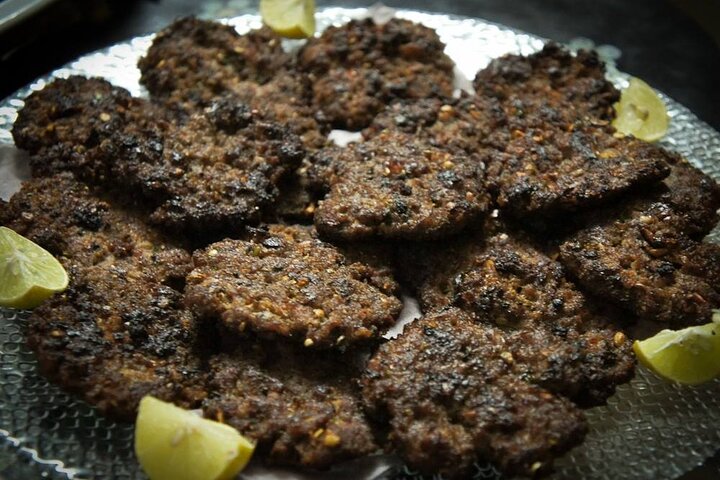 Lahore's Complete Night Food Tour: Local Culinary Experience