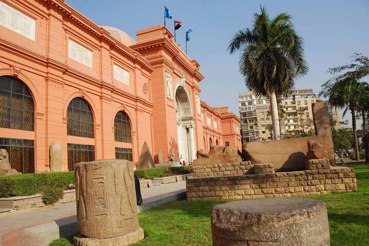 Day tour to Old Egyptian Museum and Khan Khalili Bazaar