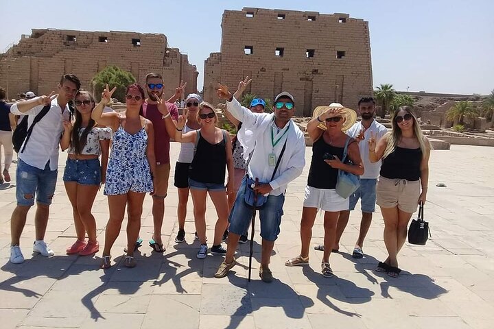 4-Day Nile Cruise sails Aswan to Luxor&Abu Simbel.Hot air Balloon