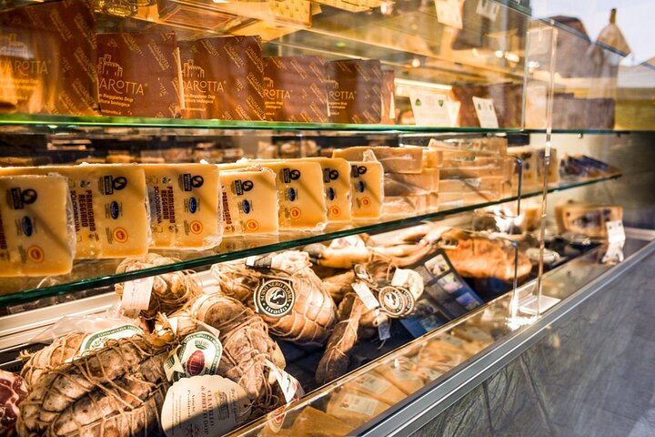 Private Parma Food Walking Tour with 10 Local Food Tastings