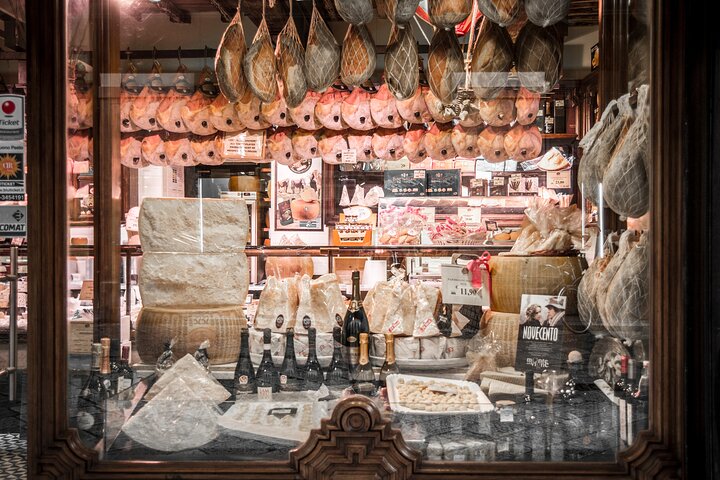 Private Parma Food Walking Tour with 10 Local Food Tastings