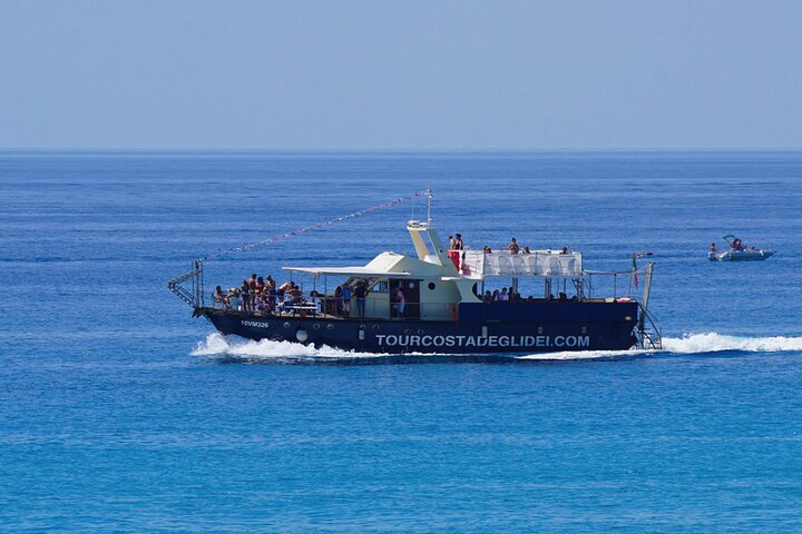 Tour of the Costa degli Dei by boat, 3 hours with aperitif included