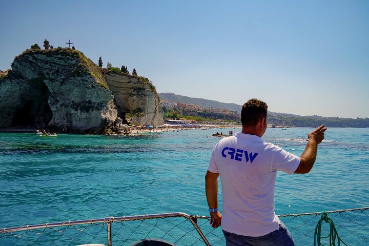Tour of the Costa degli Dei by boat, 3 hours with aperitif included